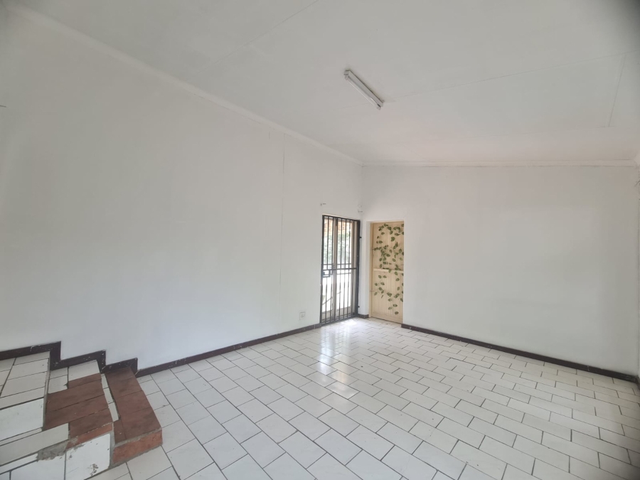 To Let 3 Bedroom Property for Rent in Ifafi North West